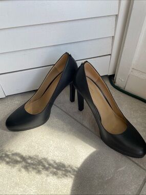 Classic Black Leather Michael Kors Heels